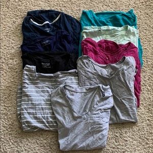 Lot of 9 short sleeve maternity shirts size L/XL